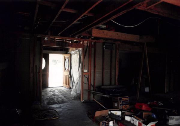 1997-12_Remodel_03-16