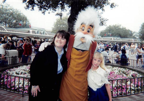 2001-12 Disneyland 03-20