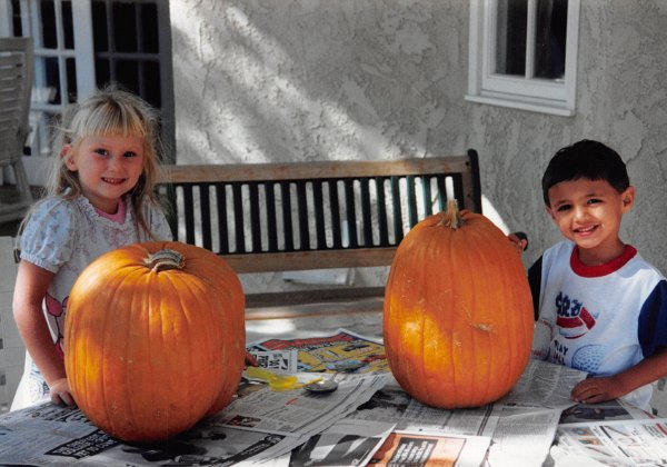 1998-11 Pumpkin and Grads 04-03