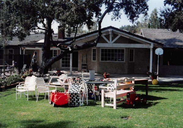 1998-11 Pumpkins and Airport 04-01