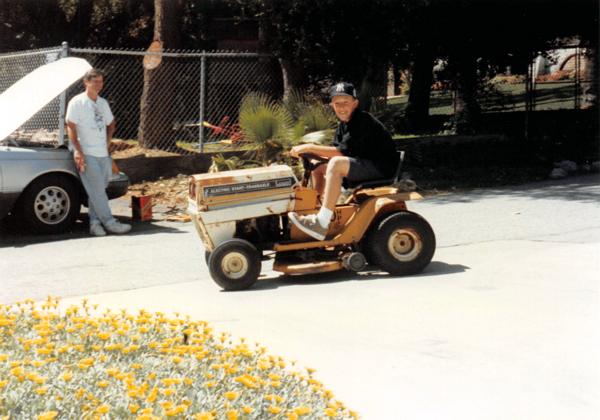 1995-04 Easley Lawn Mower