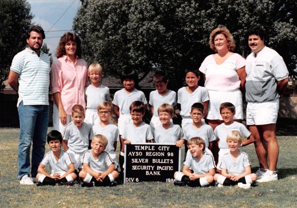 1986 08 Soccer and Skateboard